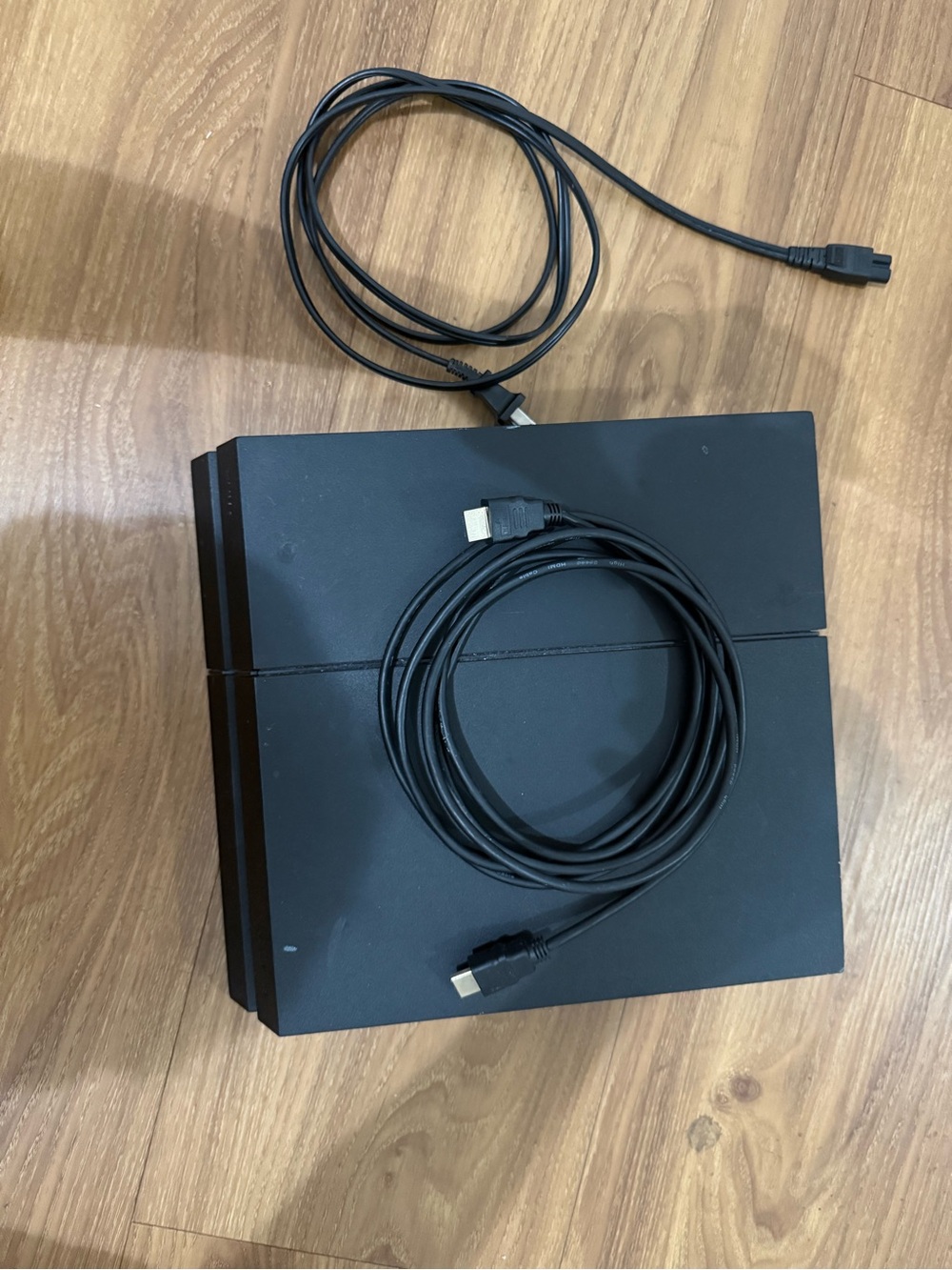Sony Black PS4 Slim Console with HDMI Cable